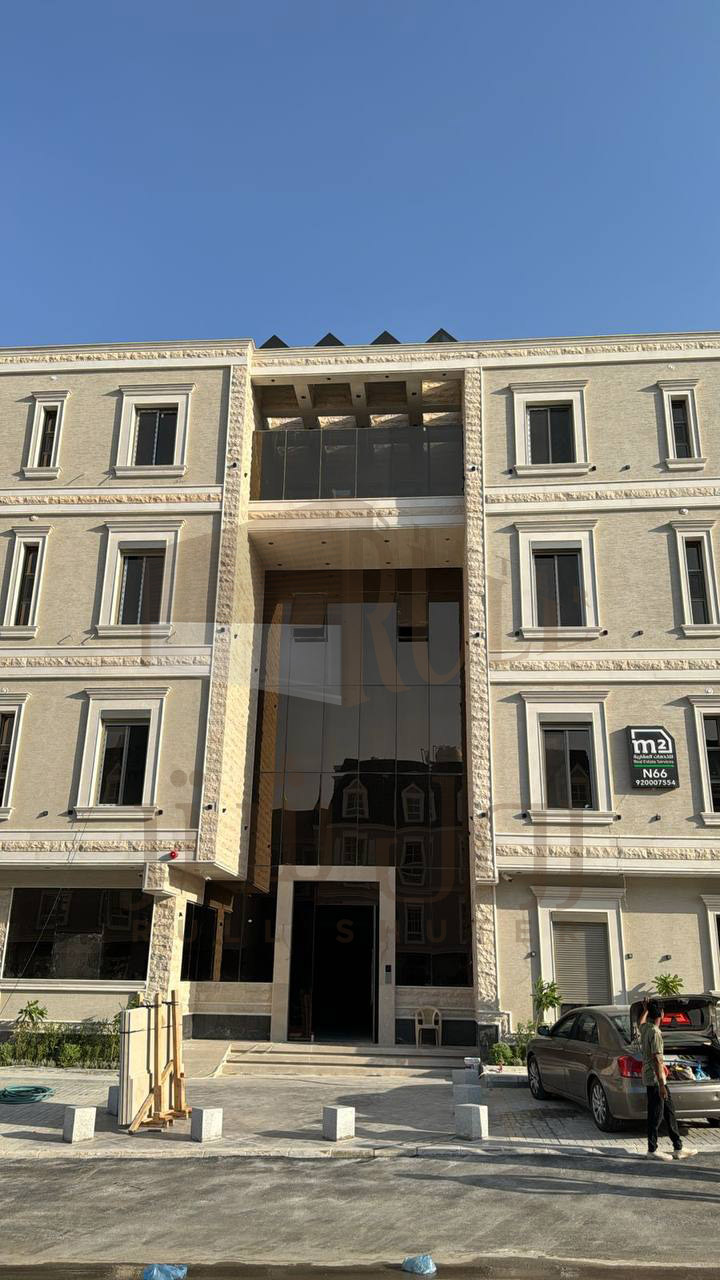 أعمال الألمنيوم عالية الجودة من رول شتر